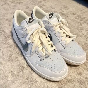 Nike Classic White and Gray Low-Tops